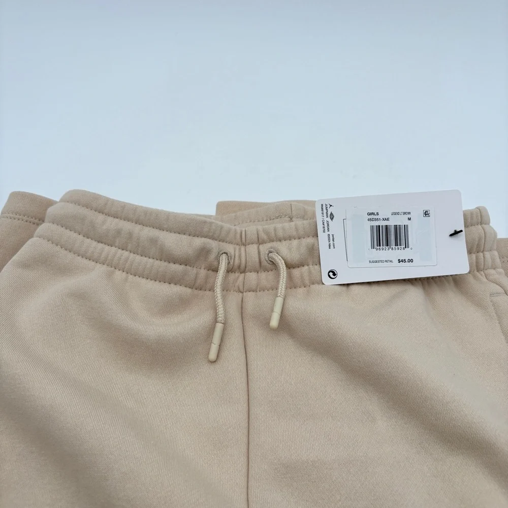 NWT Jordan Girls Size M Color Ledgend Lt Brown Fleece Lined Cargo Jogger pants